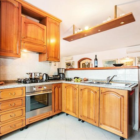 Golden View Luxury Apartment Maslinica Luaran gambar