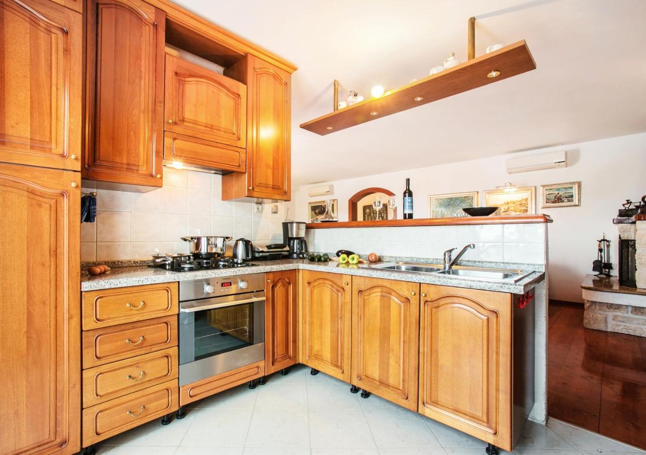 Golden View Luxury Apartment Maslinica Luaran gambar